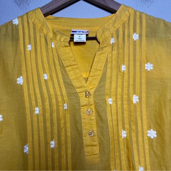American Sweetheart Women Top Medium Yellow Eyelet Henley Prairie Cottagecore - Picture 3 of 8